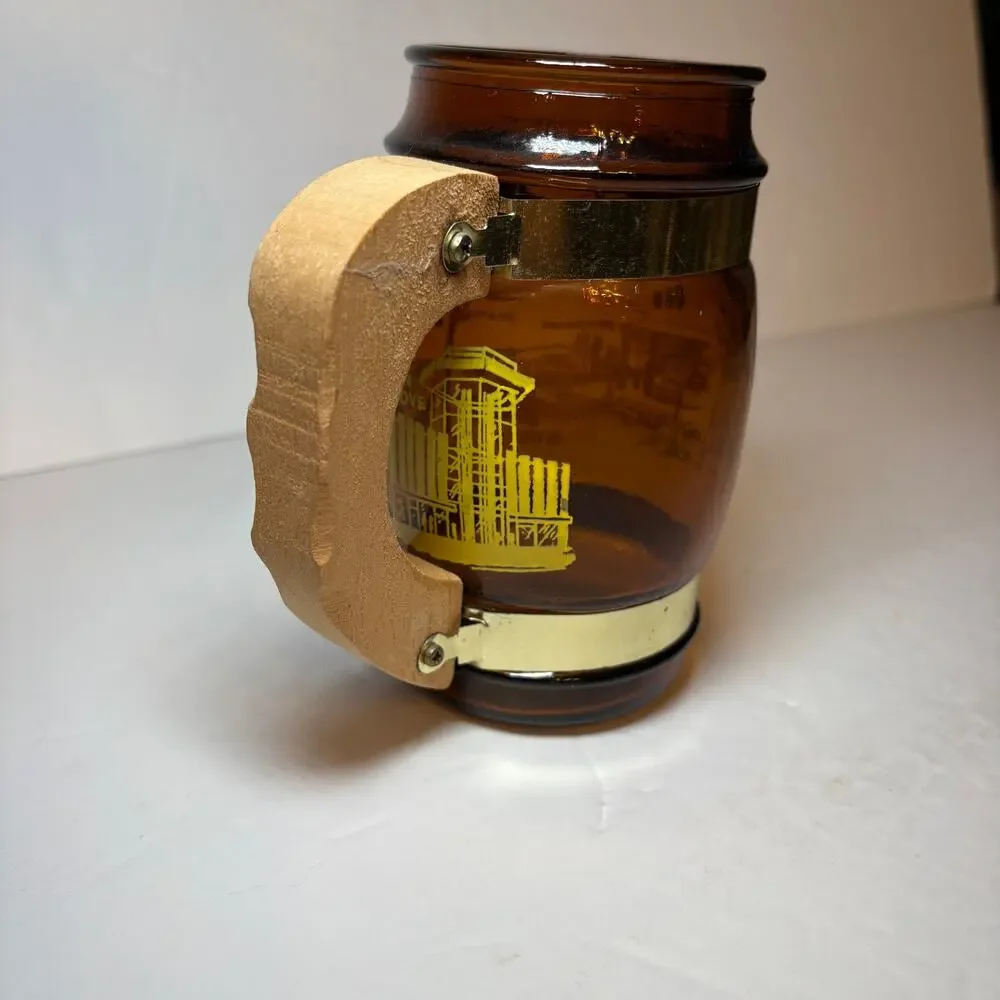 Vintage Myrtle Beach South Carolina Golf Souvenir Brown Glass Barrel Mug Wood
